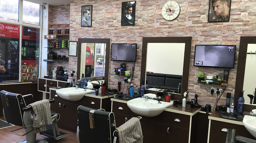 Chris’ Barber Shop