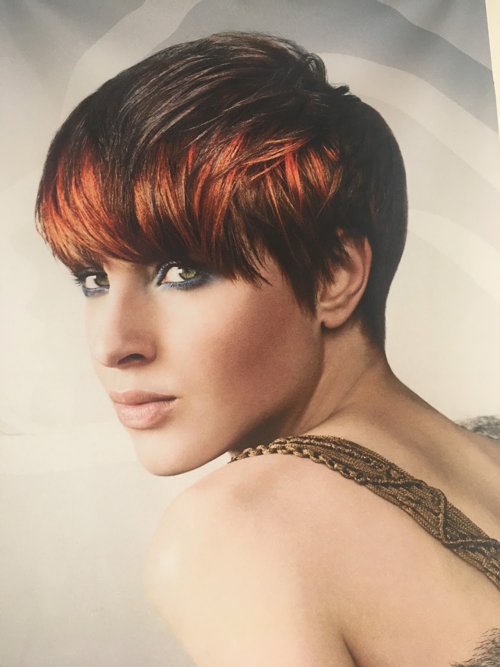 Kinks Hairdressers – Beauty Treatments Enfield