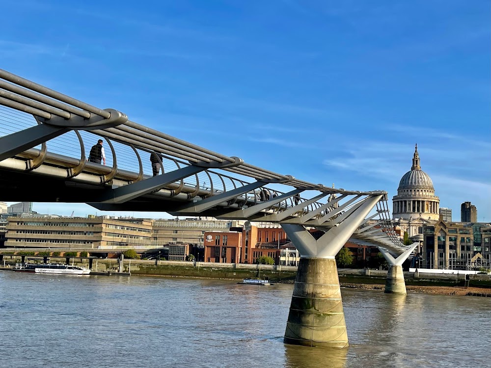 Millennium Bridge