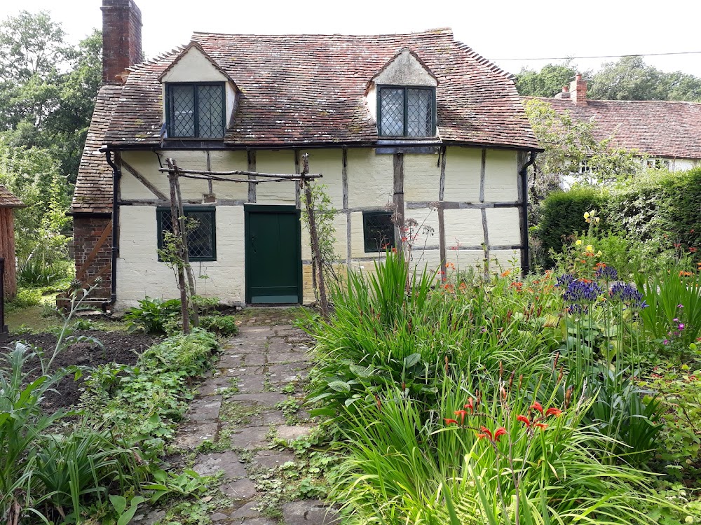 National Trust – Oakhurst Cottage