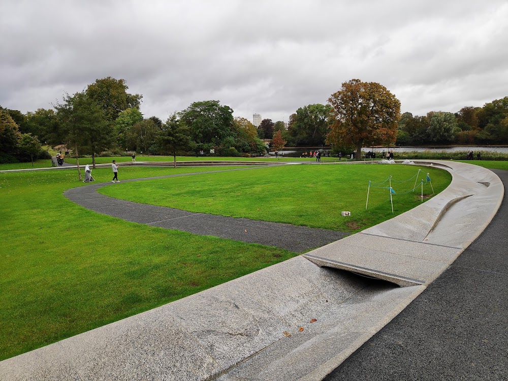 Princess Diana Memorial Fountain