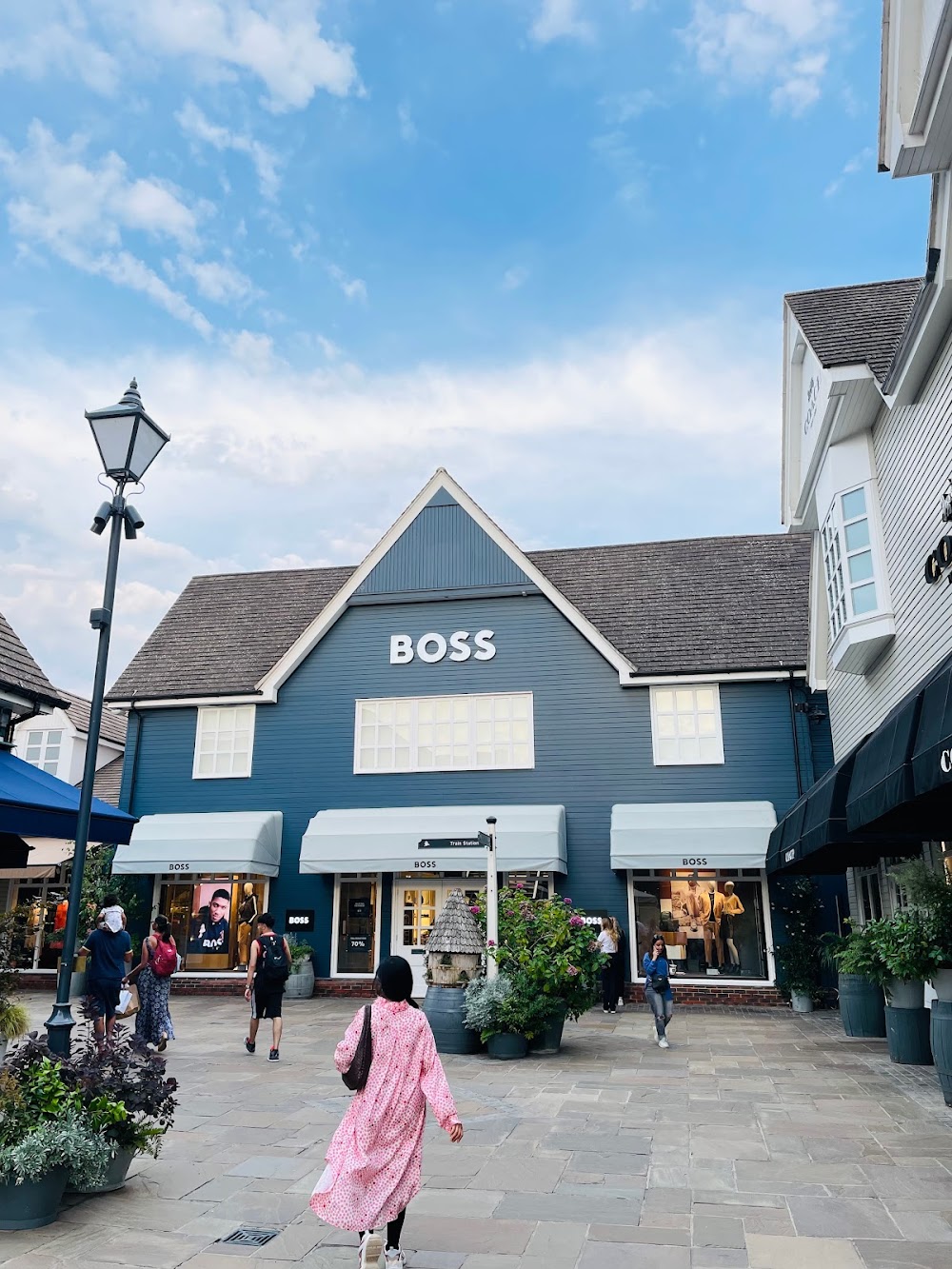 BOSS Outlet Oxford