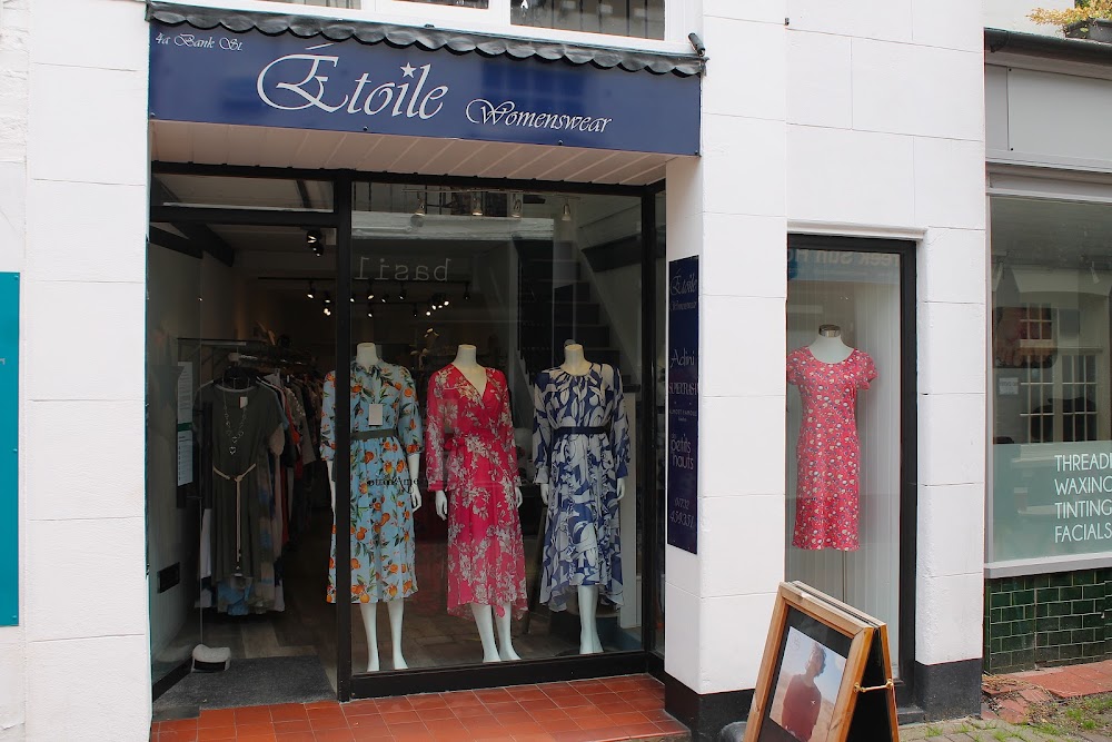 Etoile Women’s Wear