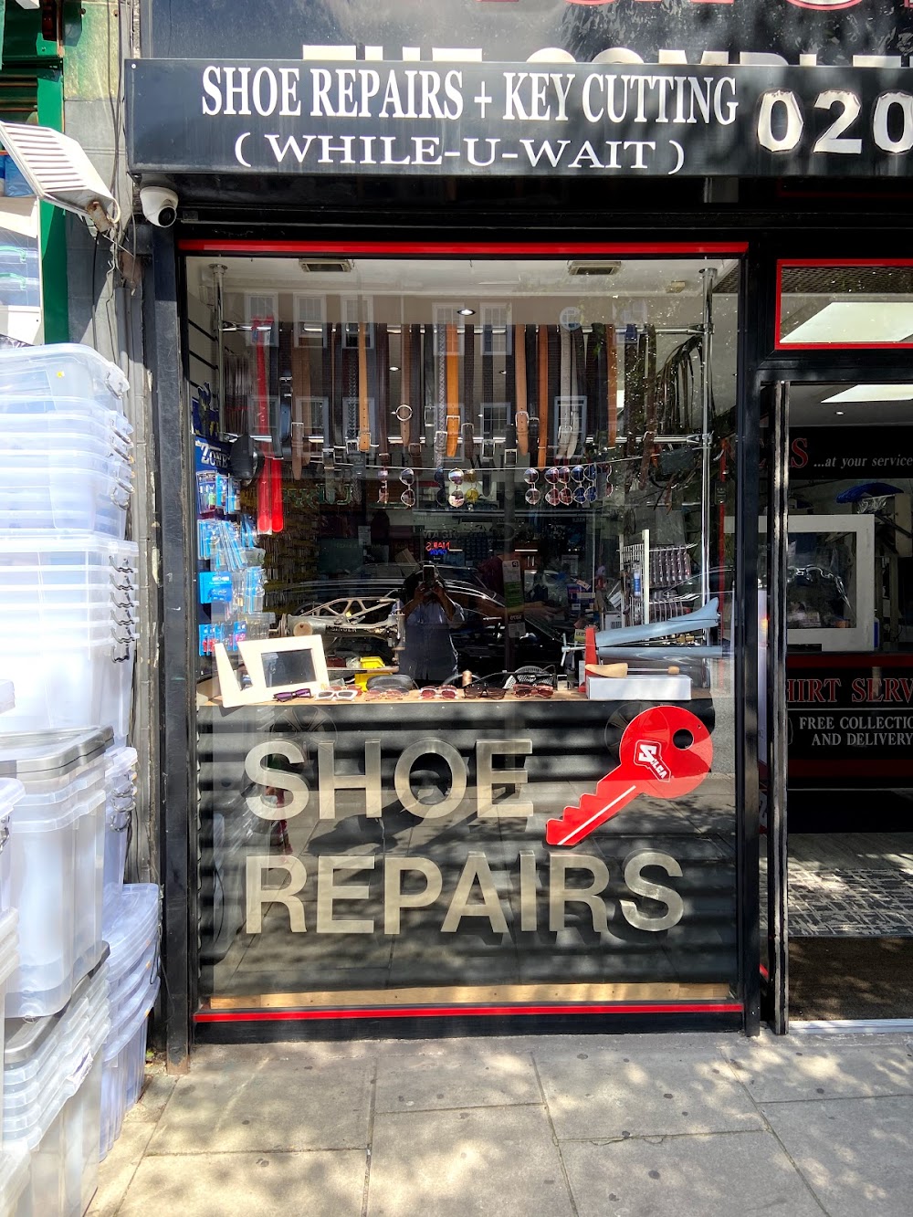 THE LONDON COBBLER – SHOE REPAIR & KEY CUTTING