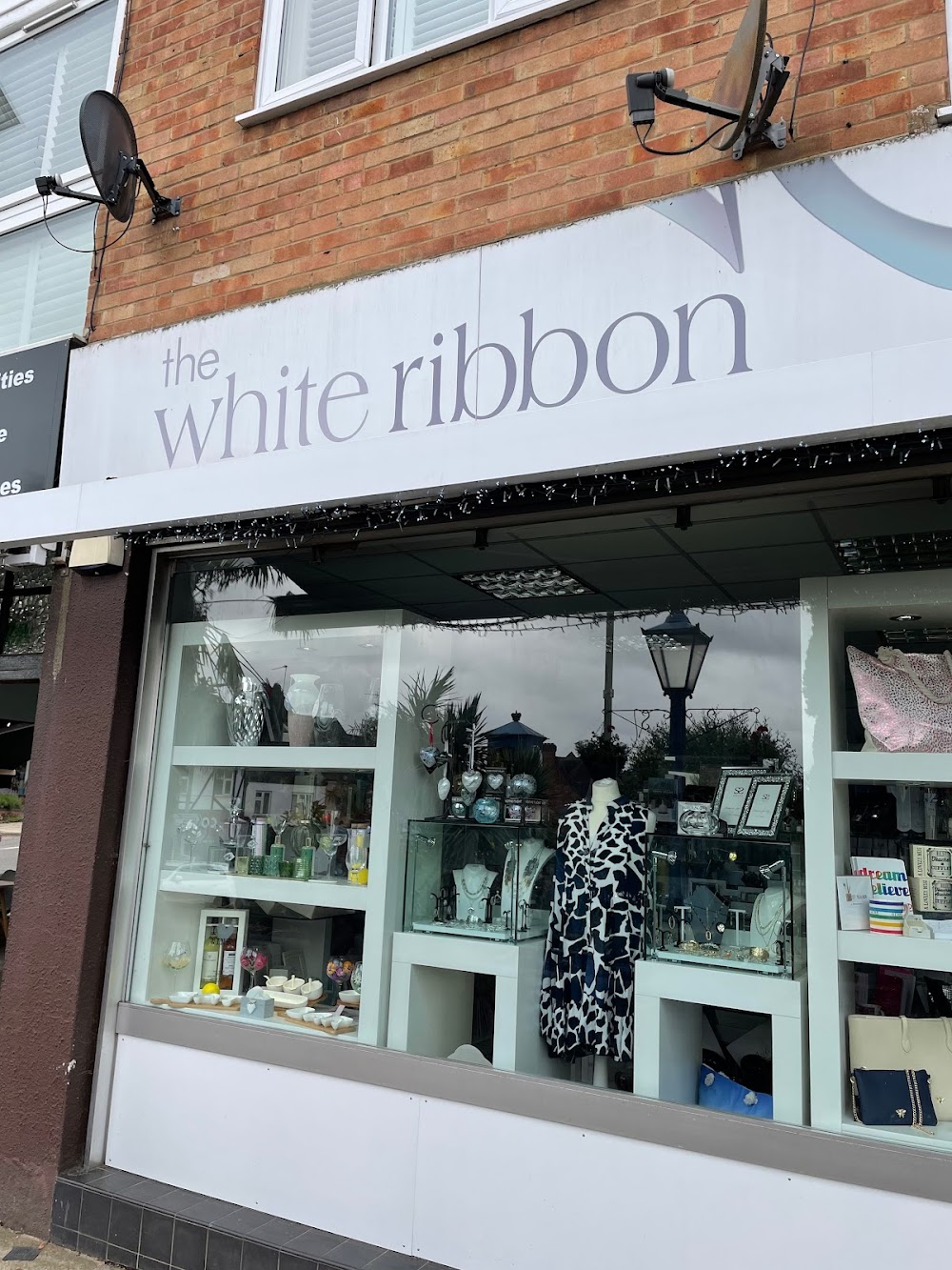 The White Ribbon Gifts